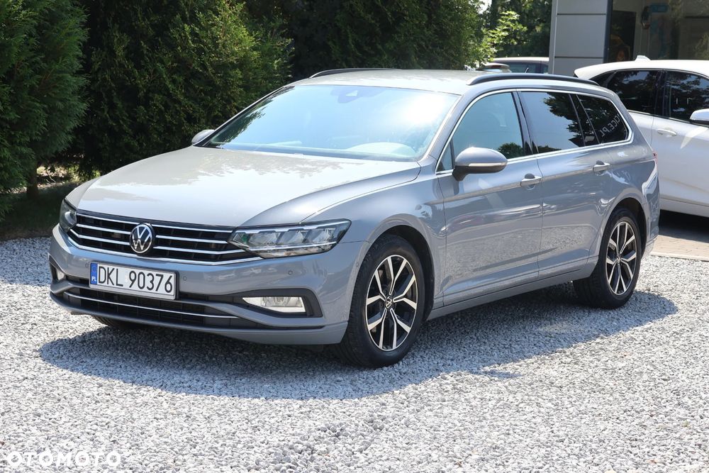 Volkswagen Passat Variant 1.5 TSI EVO Elegance DSG - 1