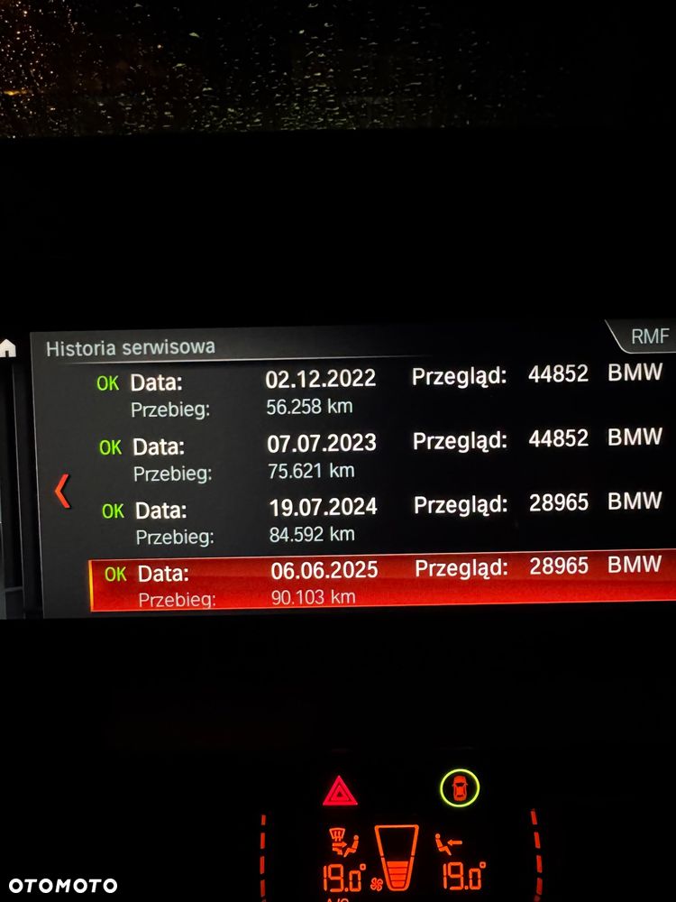 BMW Seria 3 318i Business Edition sport - 17