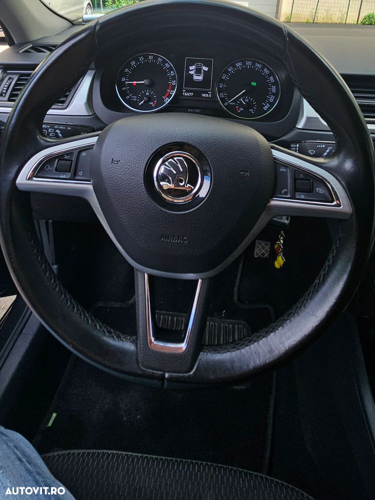 Skoda RAPID 1.4 TDI Active DSG - 13
