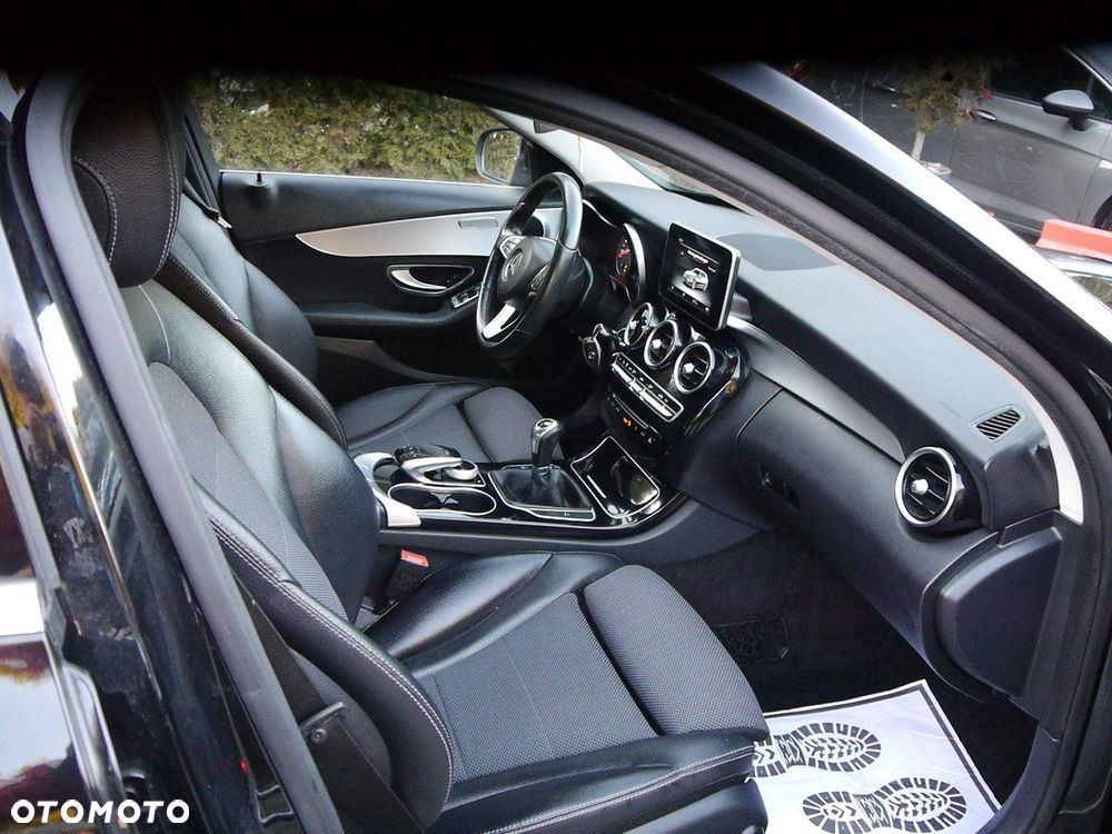 Mercedes-Benz Klasa C - 24