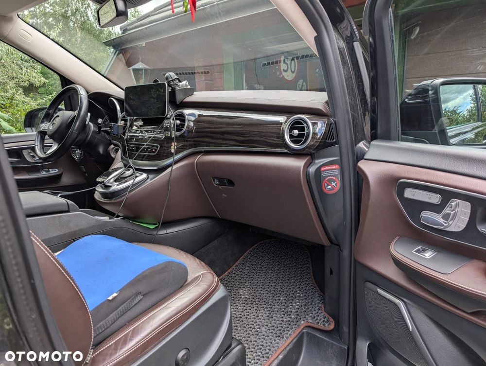 Mercedes-Benz Klasa V 250 d 4-Matic Exclusive 7G-Tronic - 29