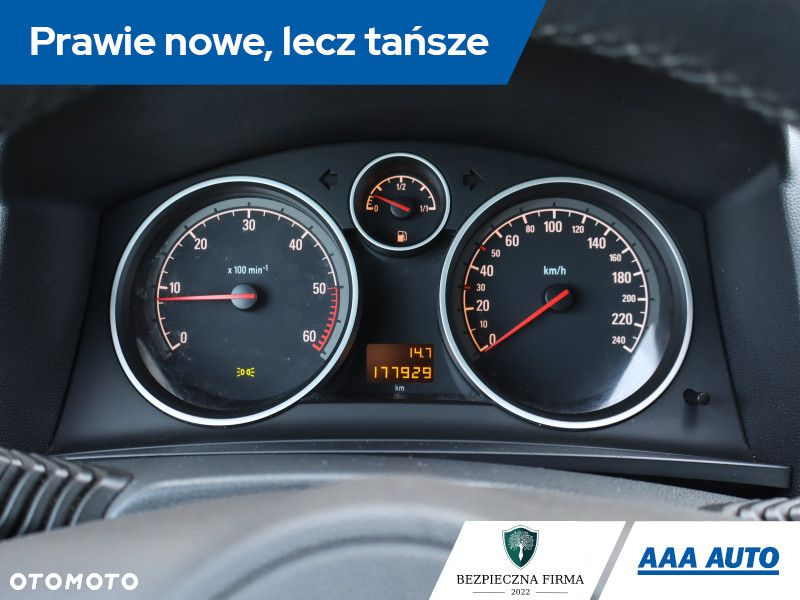 Opel Zafira - 12