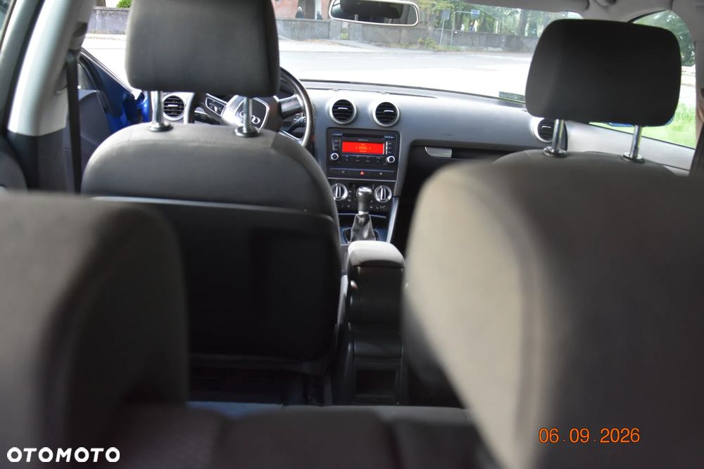 Audi A3 Sportback - 16