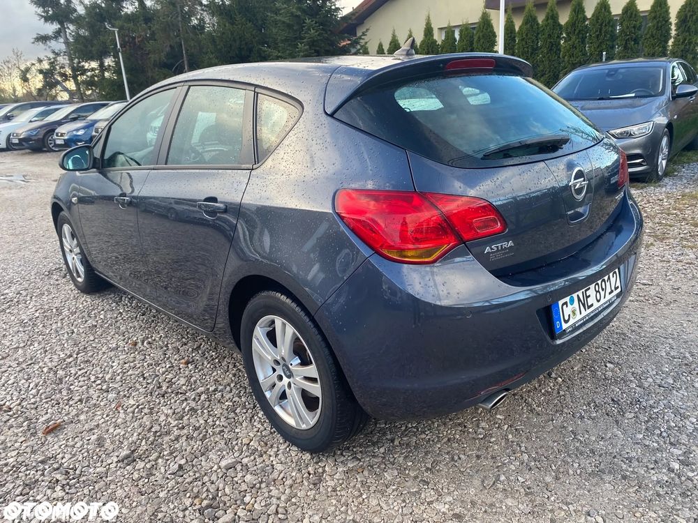 Opel Astra 1.4 Turbo Design Edition - 13