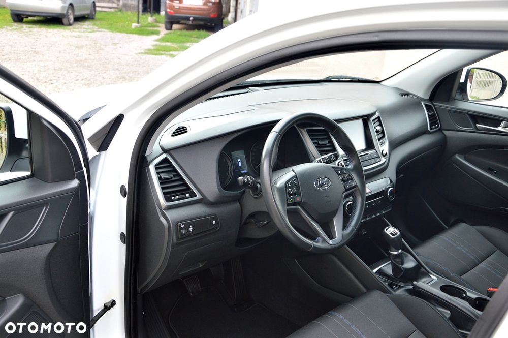 Hyundai Tucson blue 1.6 GDi 2WD Passion - 21