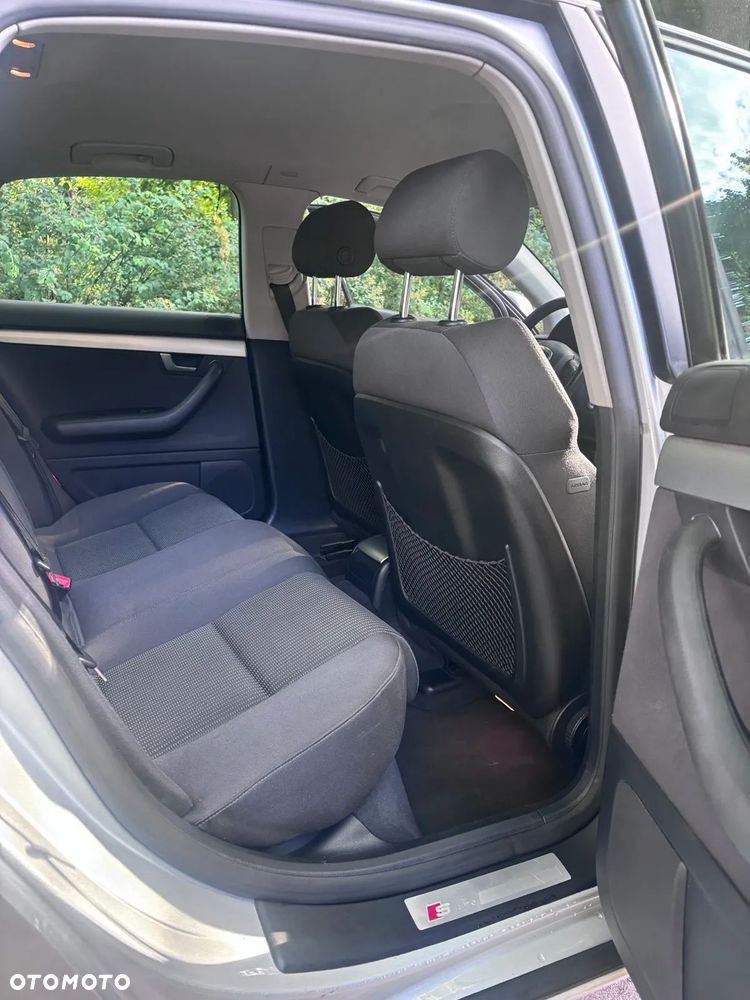 Audi A4 Limousine 2.0 TDI - 11
