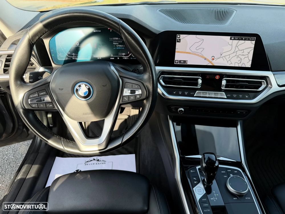BMW 320 e Aut. M Sport - 9