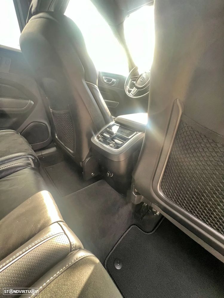 Volvo XC 60 2.0 D4 R-Design Geartronic - 6