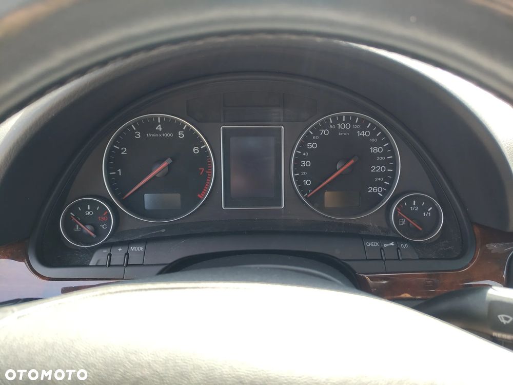 Audi A4 Limousine - 21