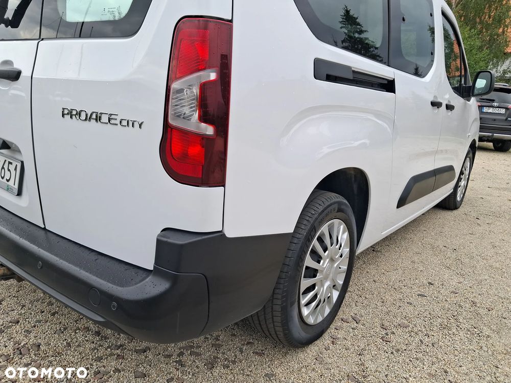 Toyota Proace City Verso Long 1.5 D-4D Business - 30