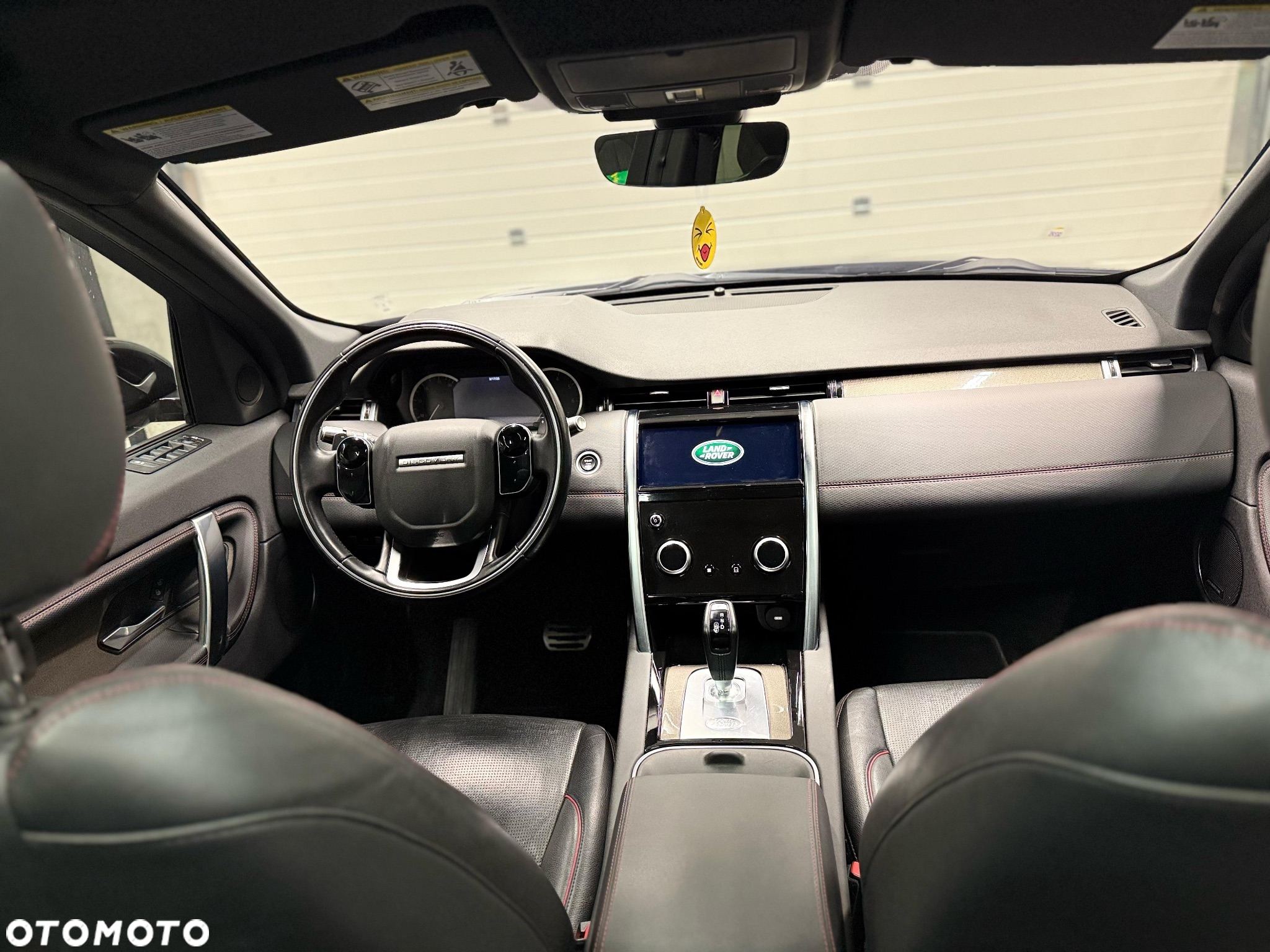 Land Rover Discovery Sport P250 R-Dynamic HSE - 11