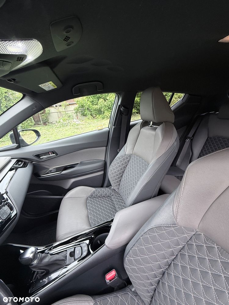 Toyota C-HR - 6