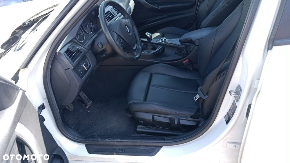 BMW Seria 3 - 10