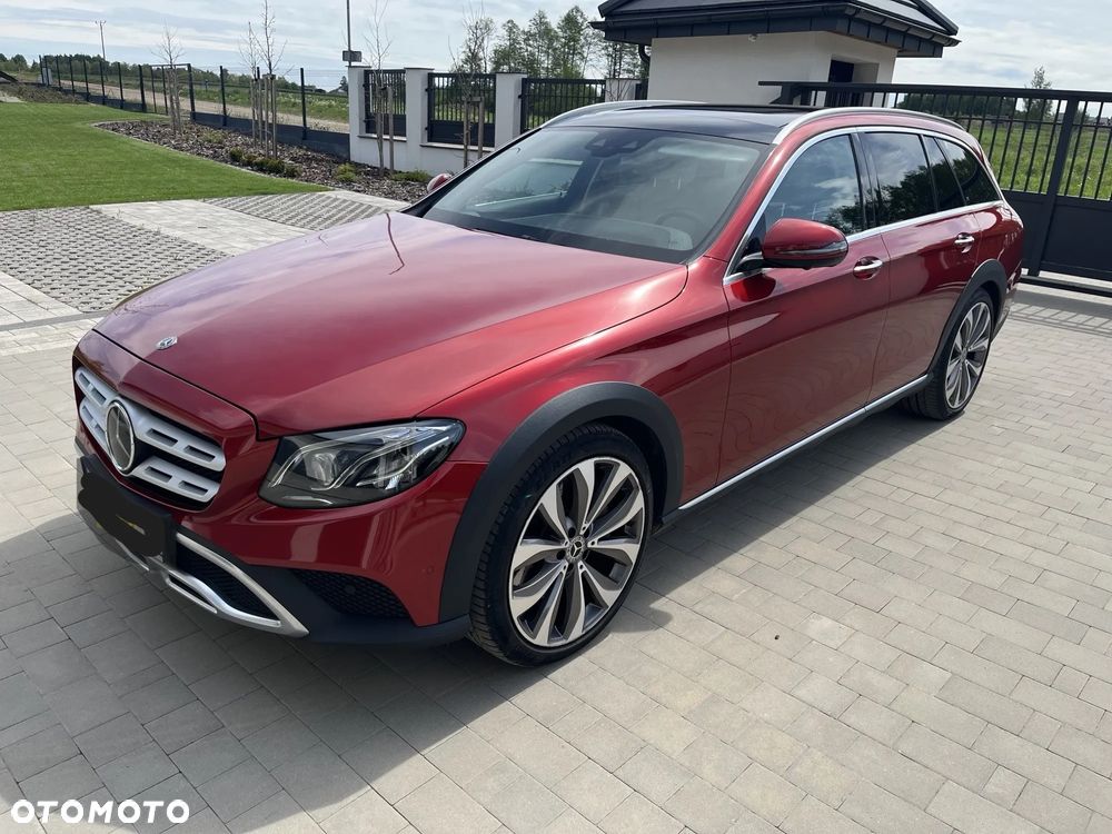 Mercedes-Benz Klasa E 400 d 4-Matic All-Terrain 9G-TRONIC - 2