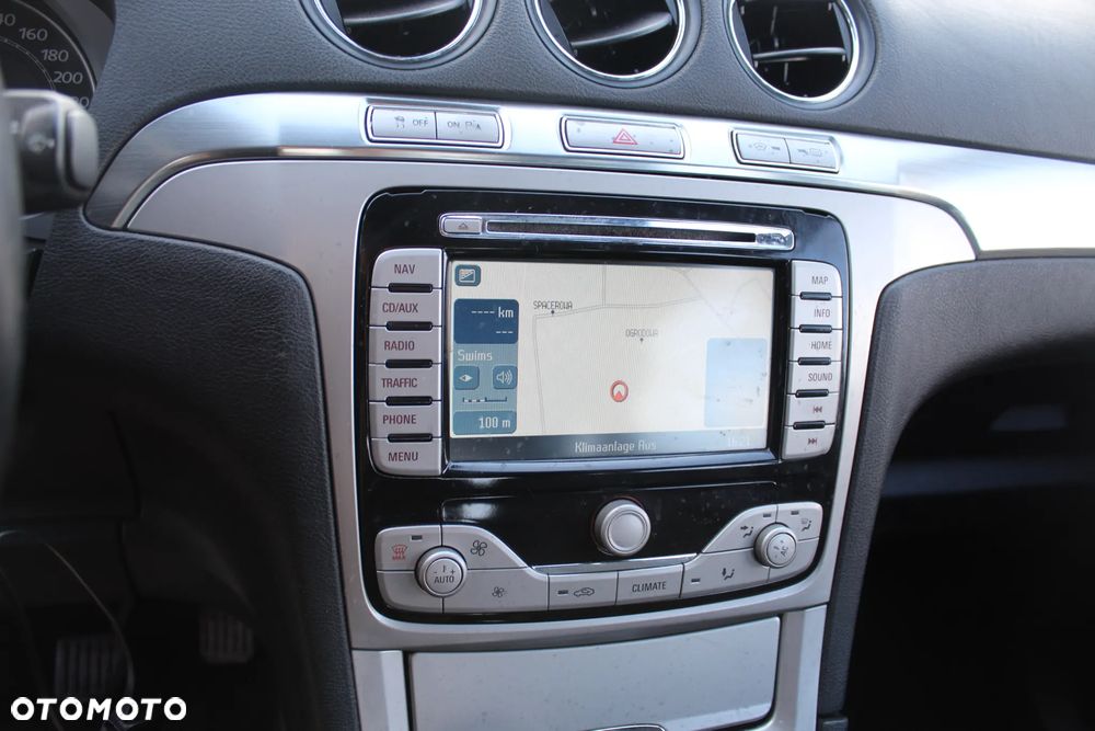 Ford S-Max - 15