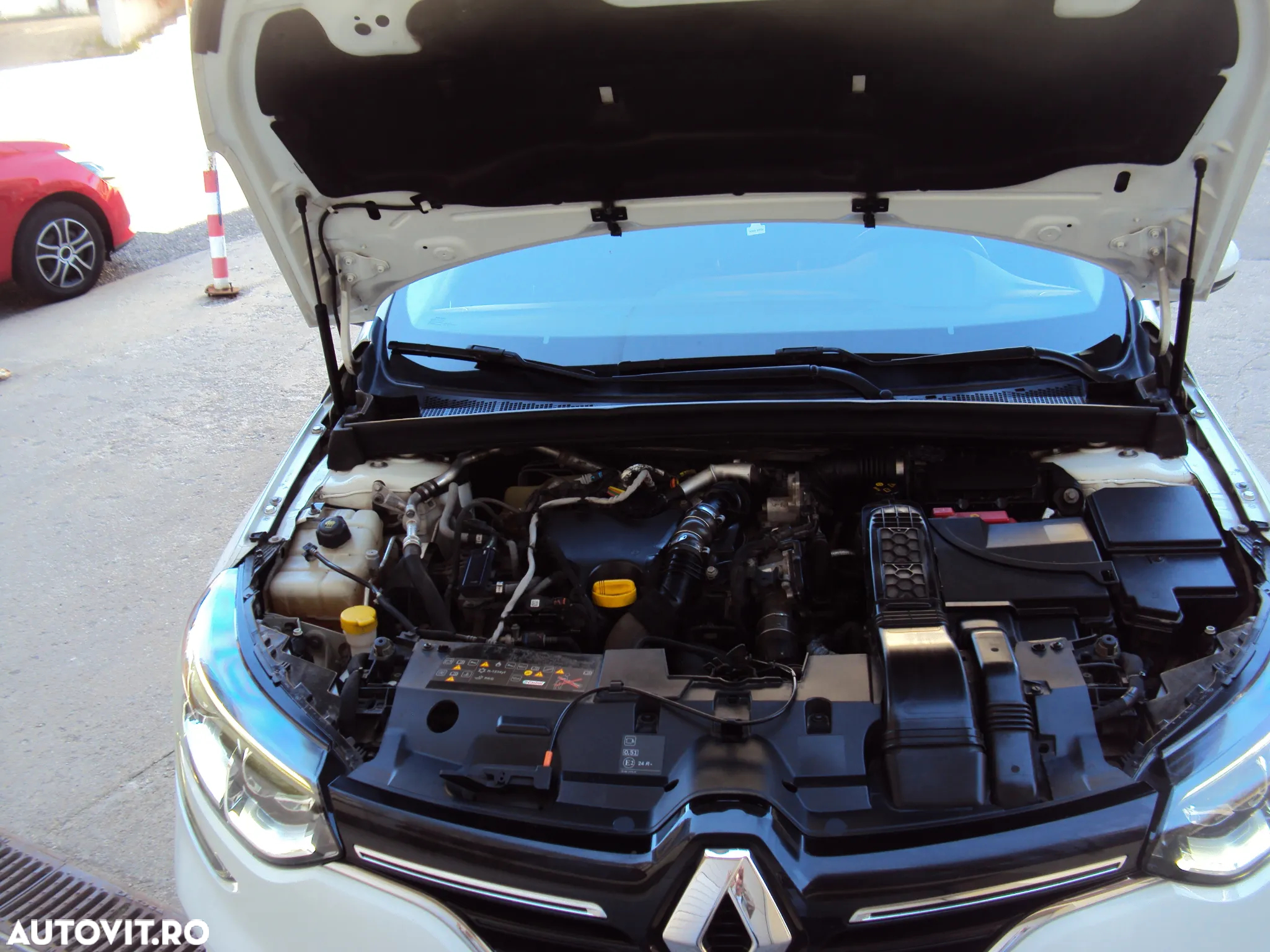Renault Megane Blue dCi 116 Zen - 13