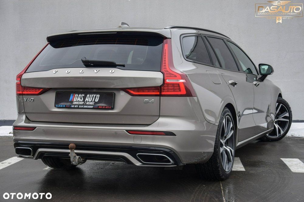 Volvo V60 B4 D R-Design - 13