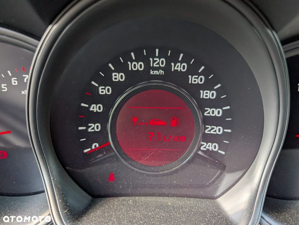 Kia Ceed 1.4 L - 28