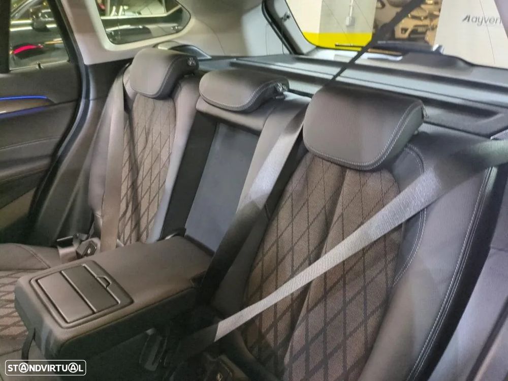 BMW X1 16 d sDrive Line xLine - 9