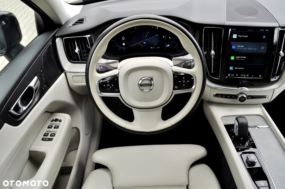 Volvo XC 60 B4 D Geartronic RDesign - 15