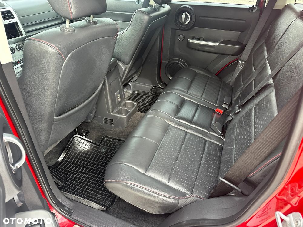 Dodge Nitro 2.8 CRD DPF Automatik R/T - 21