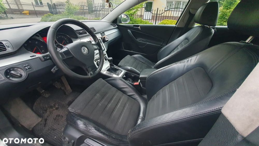 Volkswagen Passat - 10