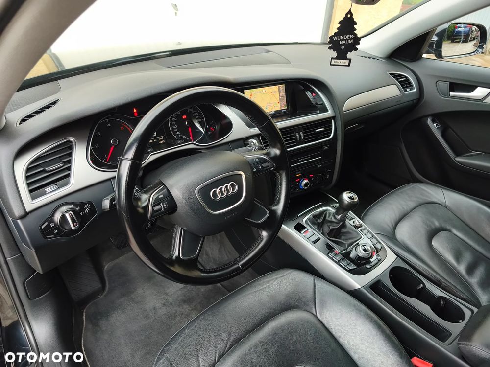 Audi A4 Avant - 4