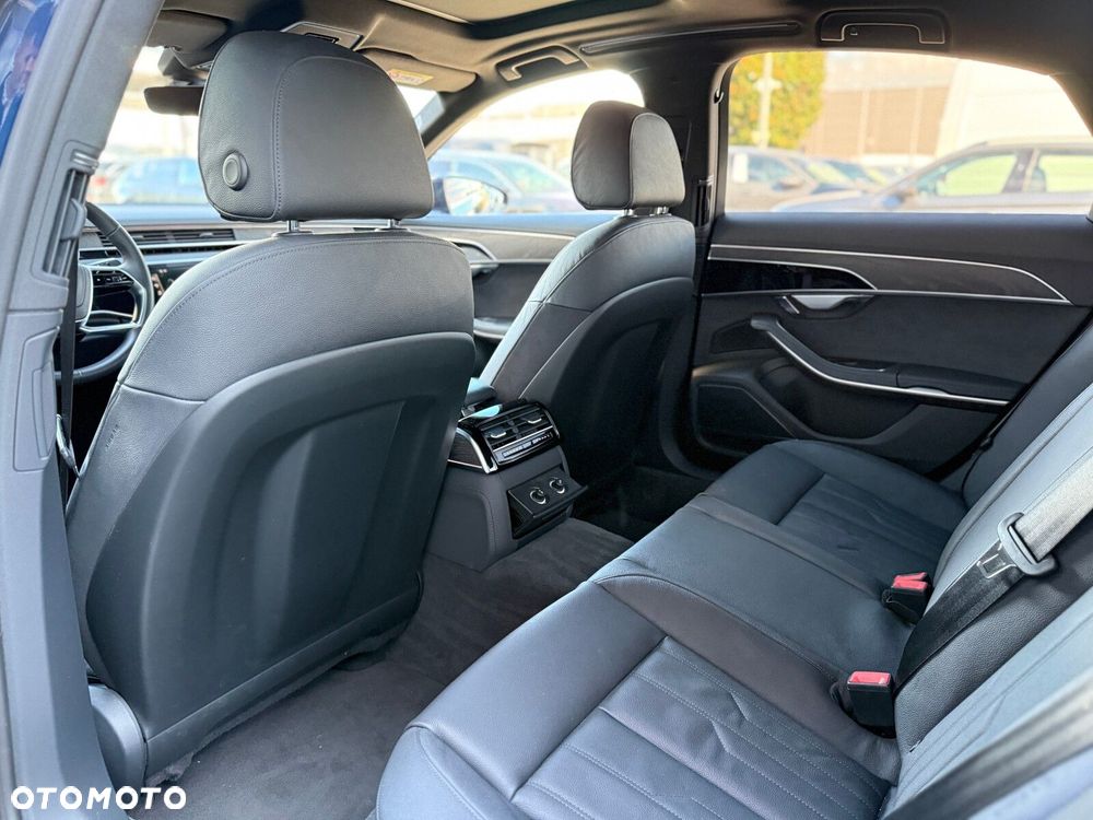 Audi A8 55 TFSI mHEV Quattro Tiptr - 12