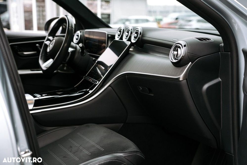 Mercedes-Benz GLC - 21