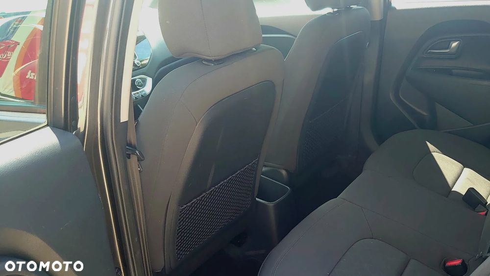 Kia Rio 1.4 Spirit - 17