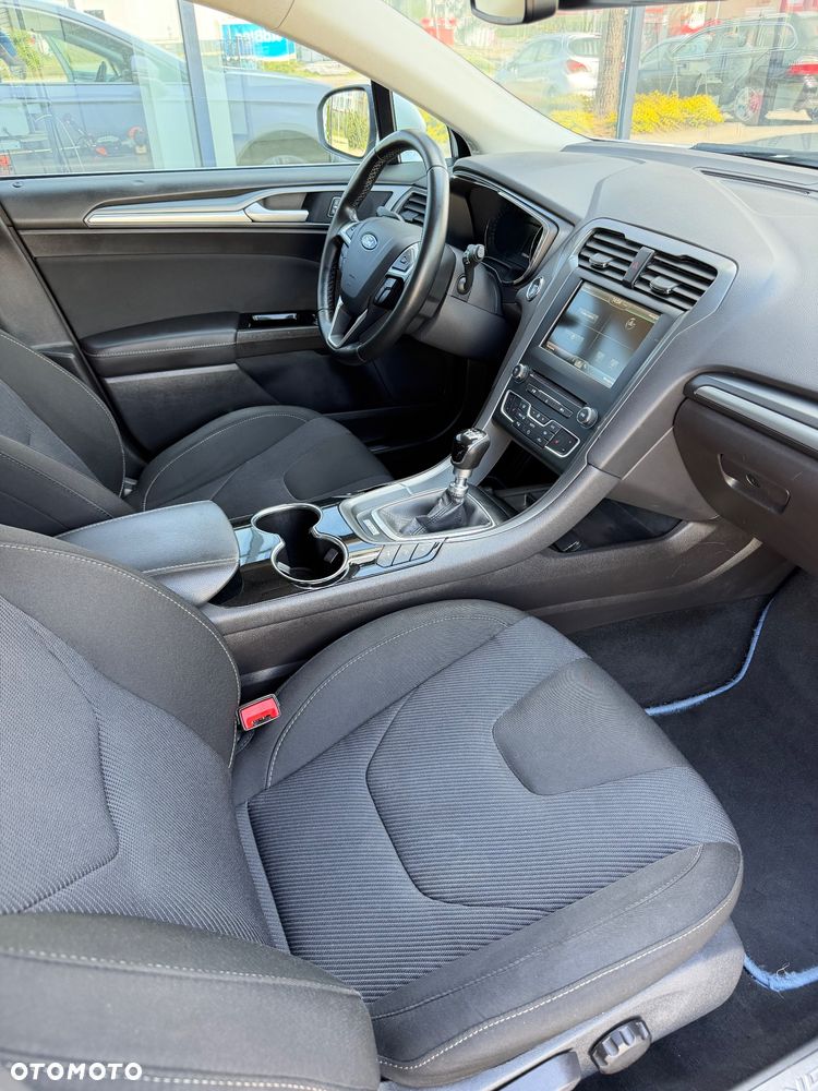 Ford Mondeo 2.0 TDCi Titanium - 17