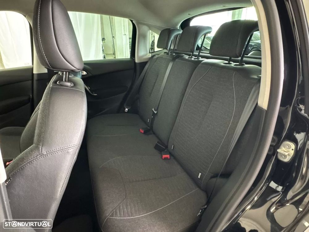 Citroën C3 1.2 PureTech Collection - 20