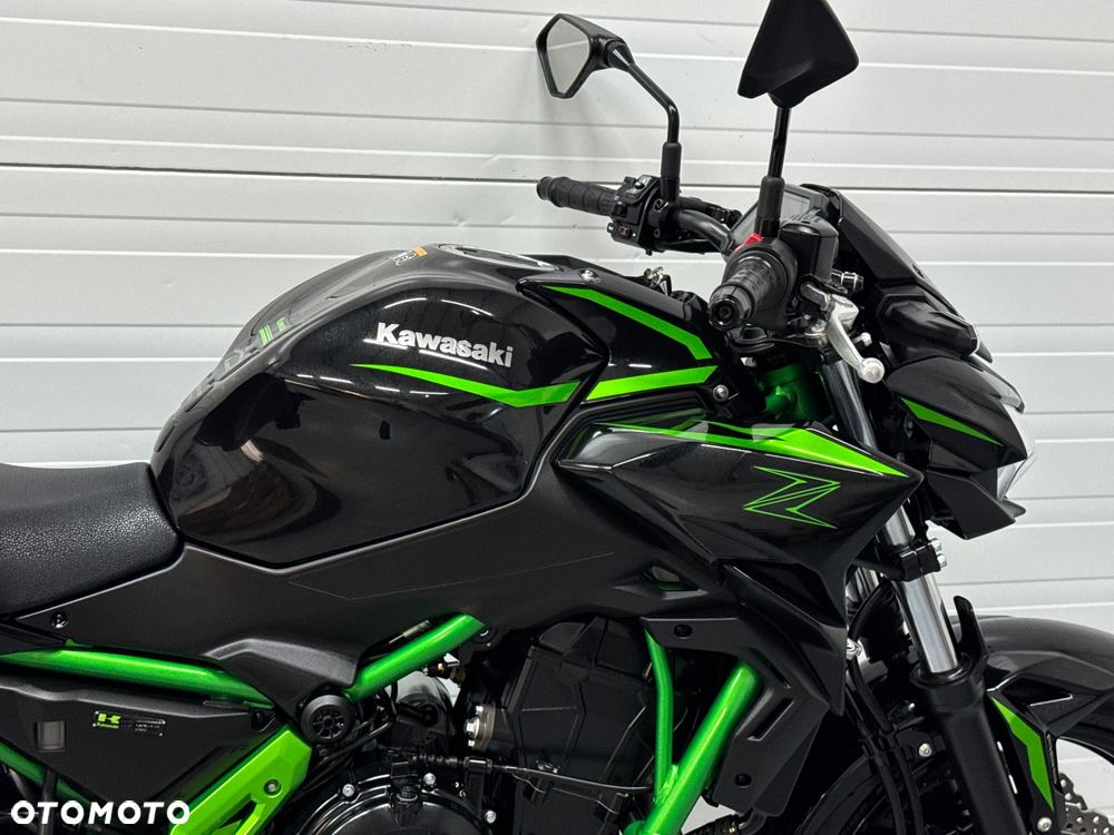 Kawasaki Z - 8