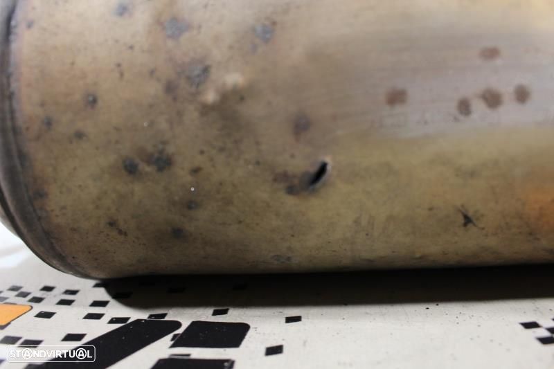 Escape / Catalisador Audi A6 (4F2, C6)  8E0131703t / 8E0 131 703 T - 7