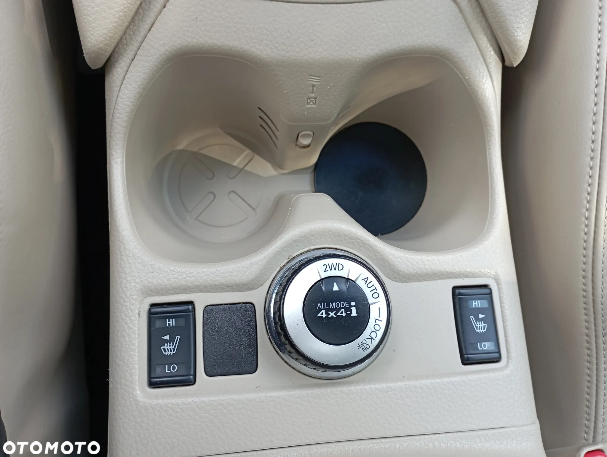 Nissan X-Trail - 32