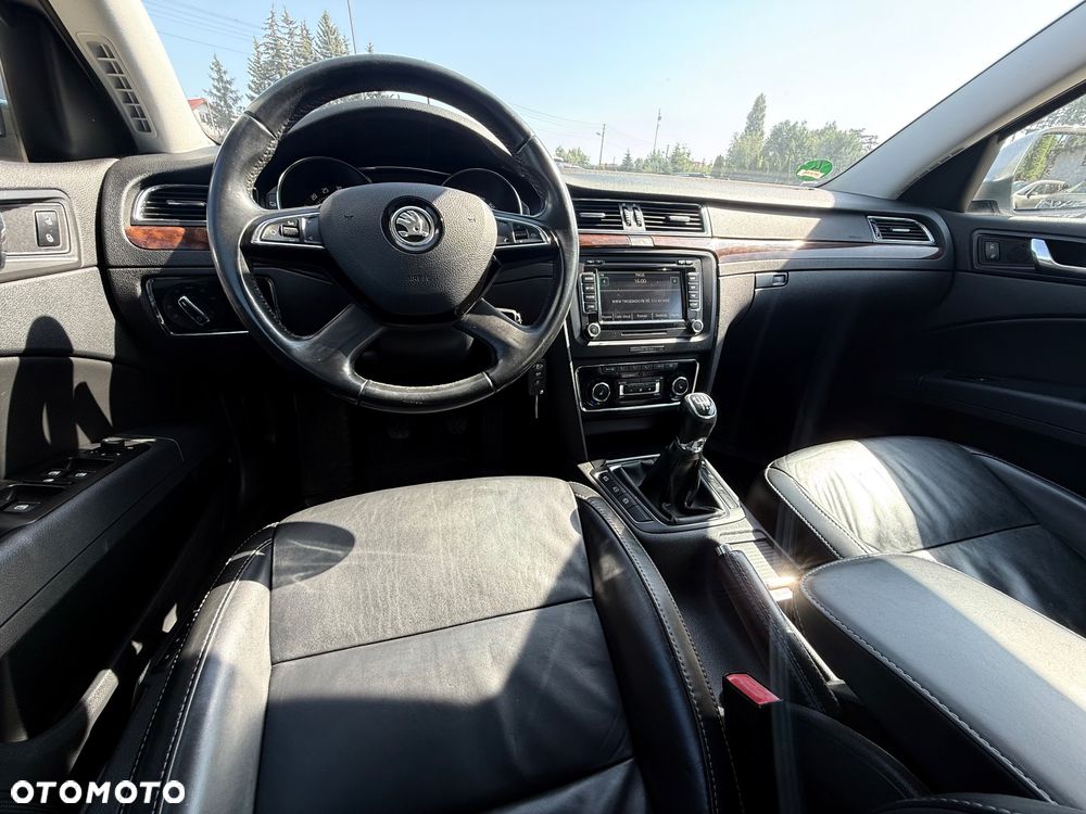Skoda Superb 2.0 TDI Business - 19