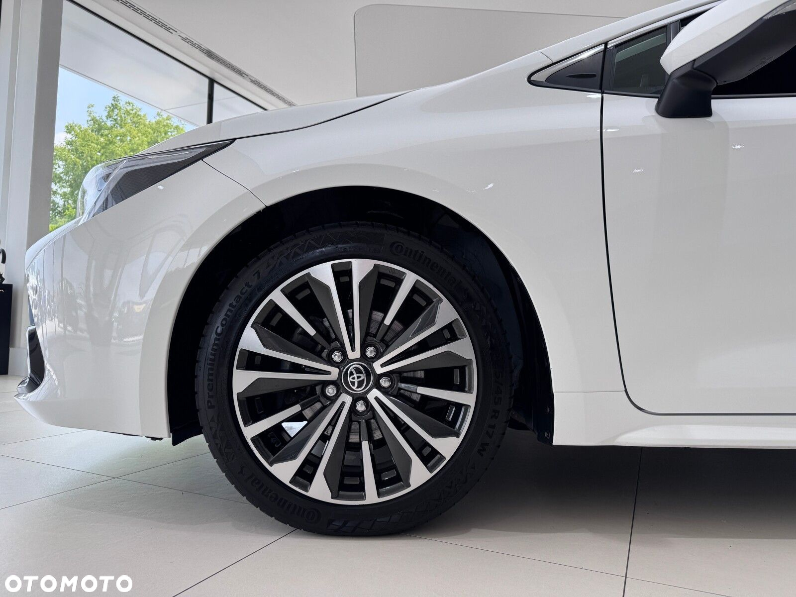 Toyota Corolla - 19