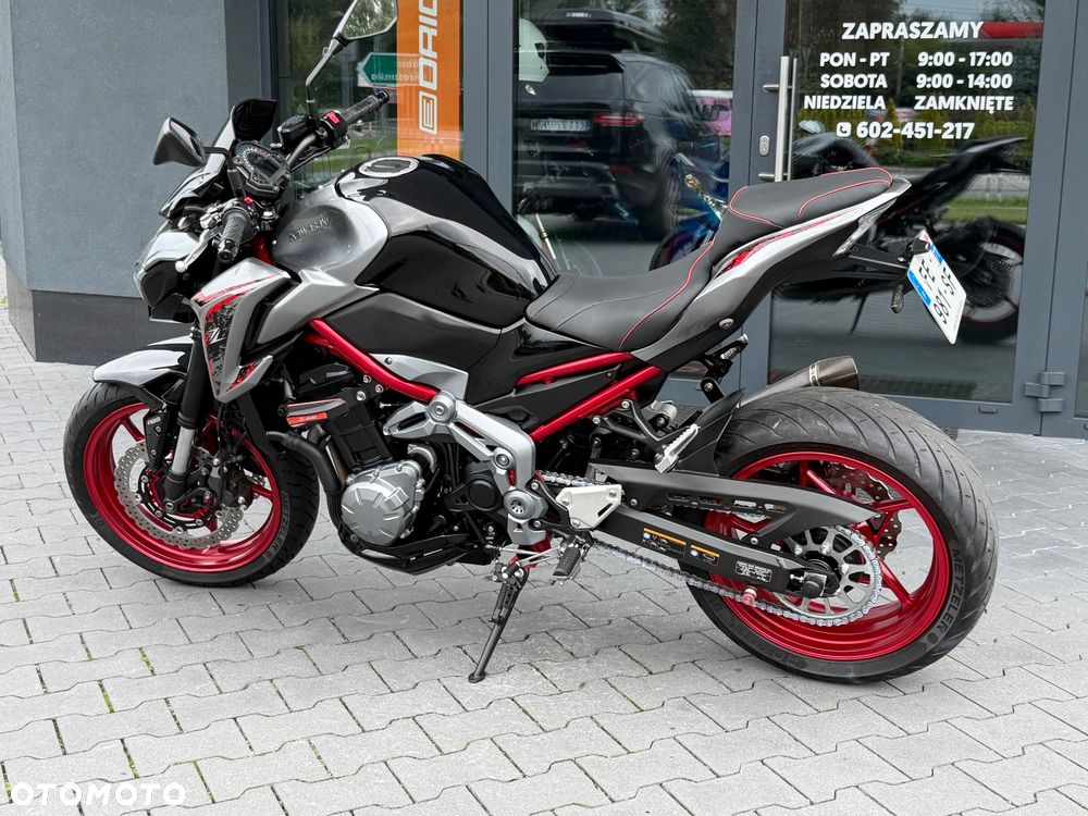 Kawasaki Z 900 - 27