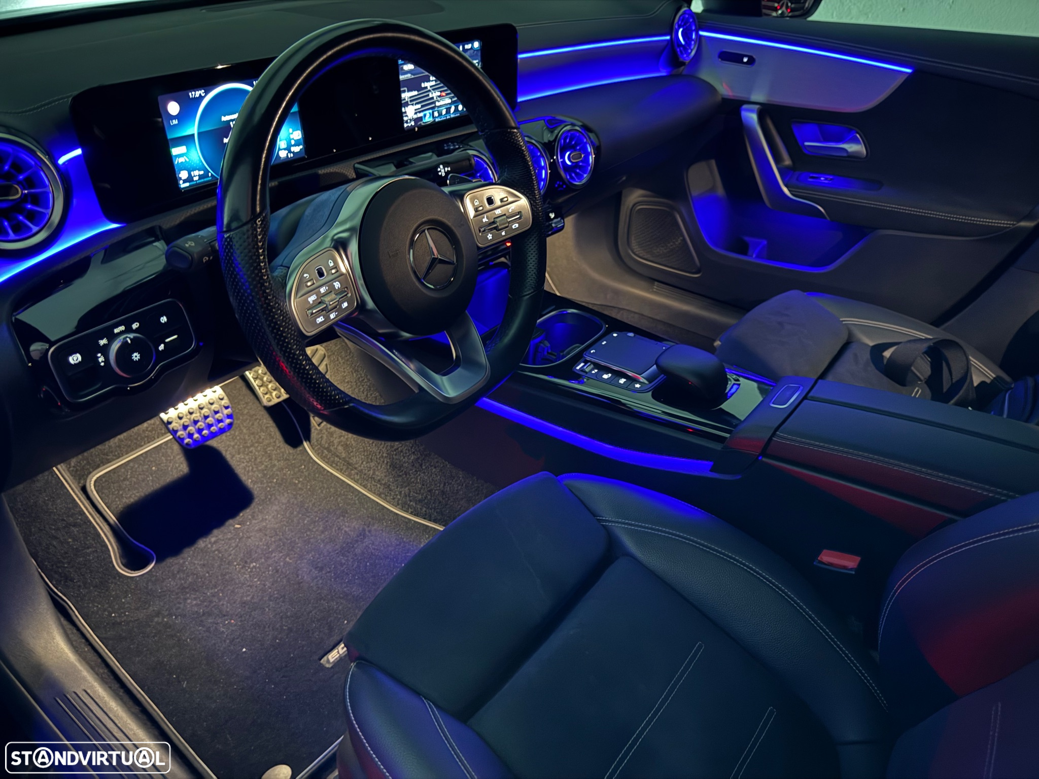 Mercedes-Benz A 250 e AMG Line - 32