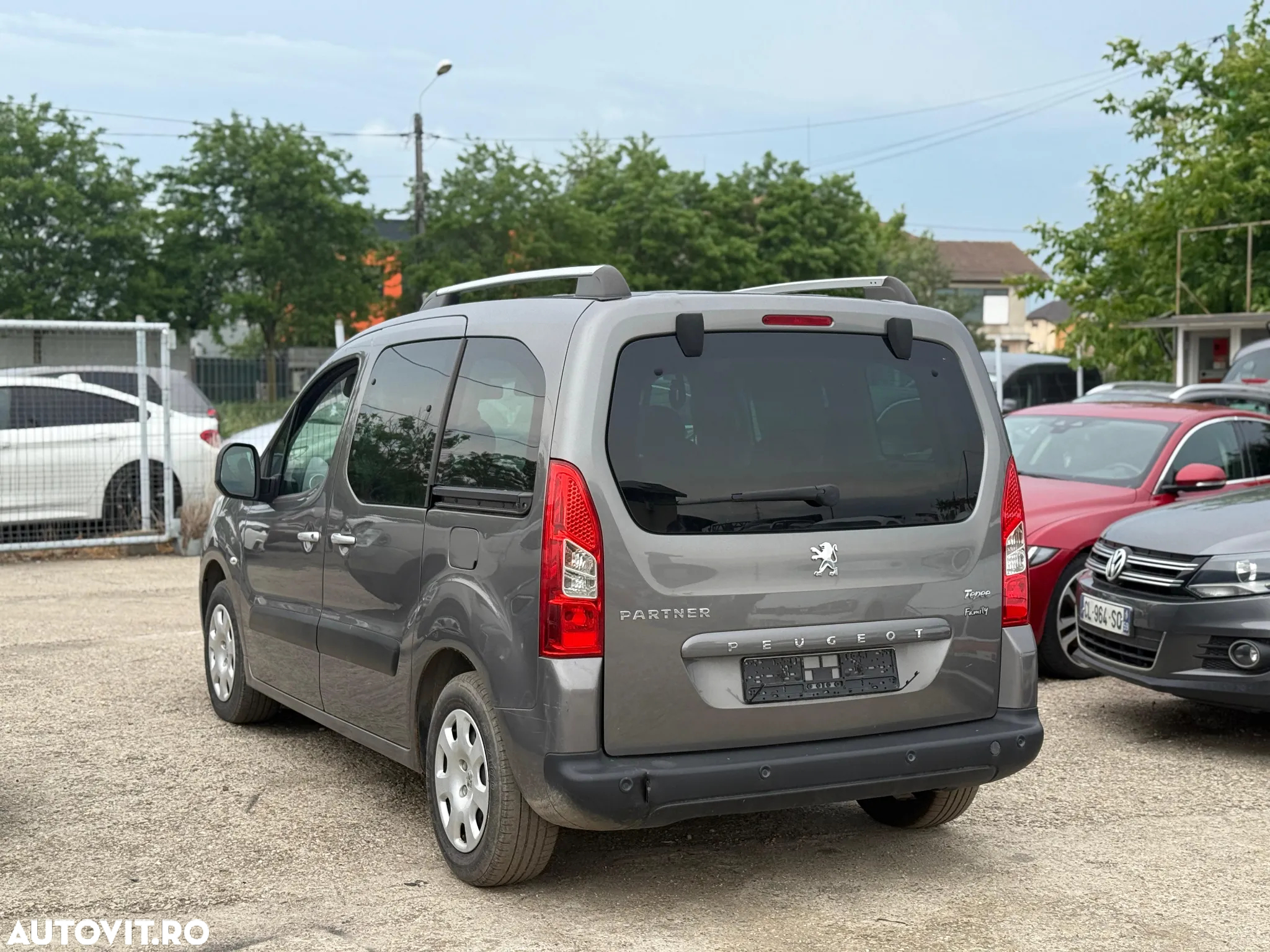 Peugeot Partner Tepee 110 Tendance mit Familien-Paket - 7