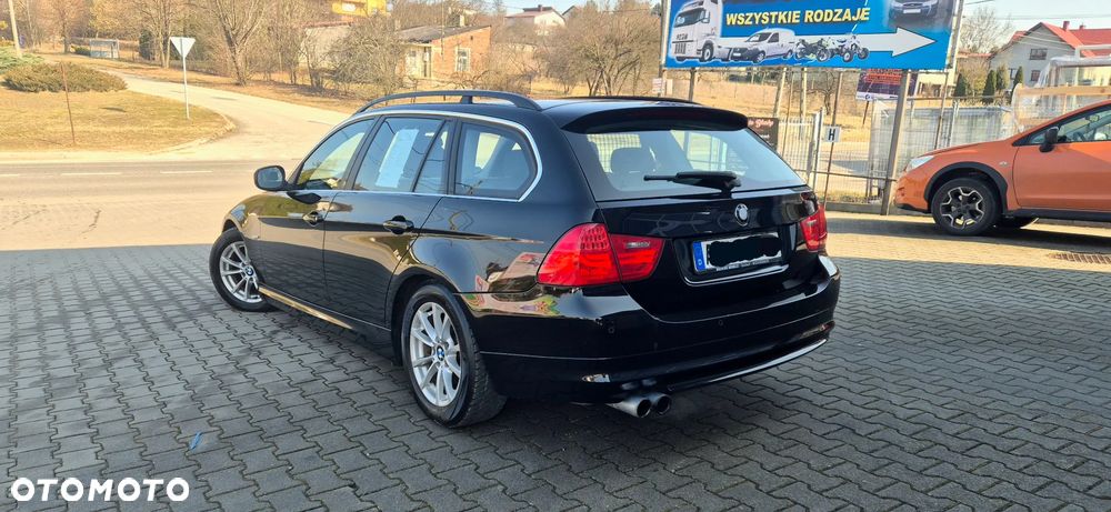BMW Seria 3 325i Edition Sport - 5