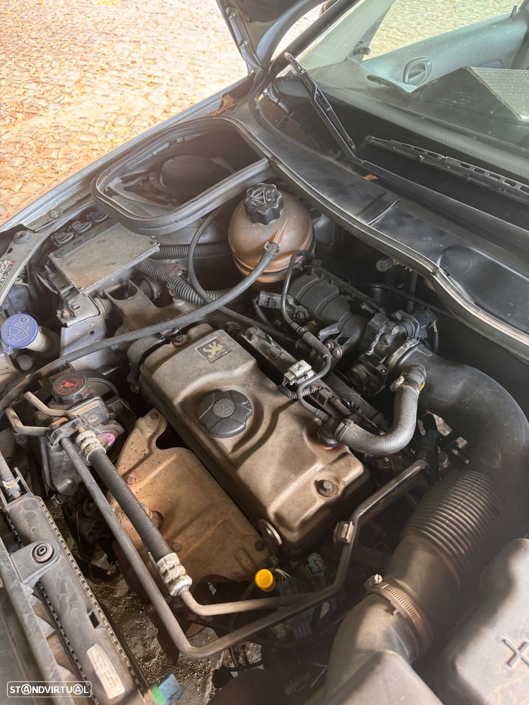 Peugeot 206 2002 photo 4