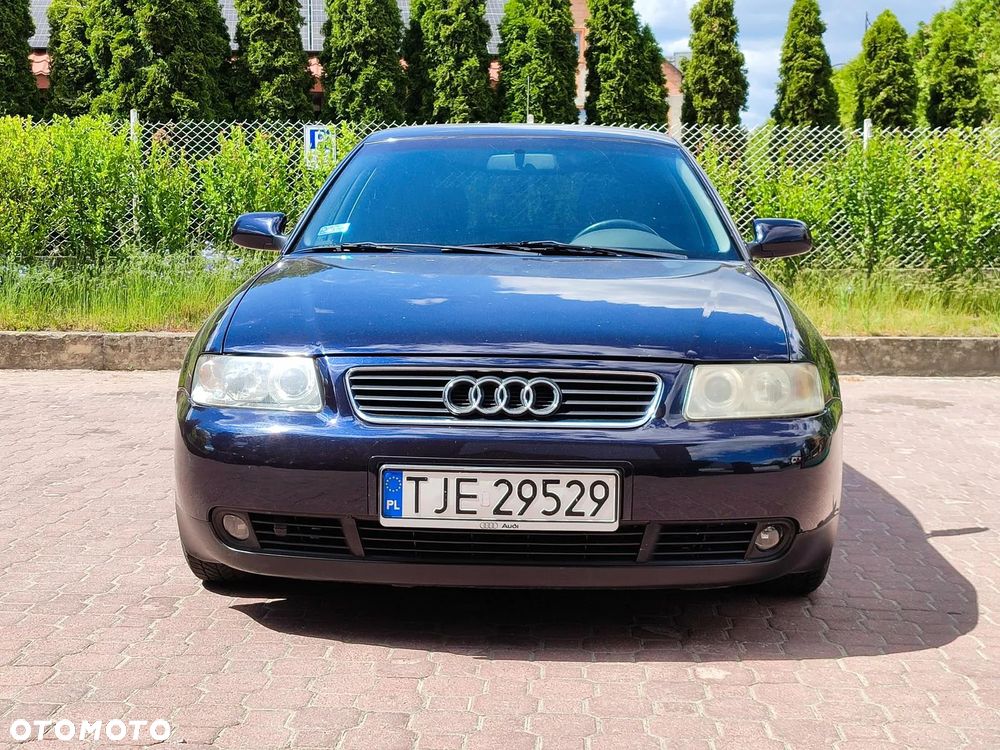 Audi A3 Sportback - 3