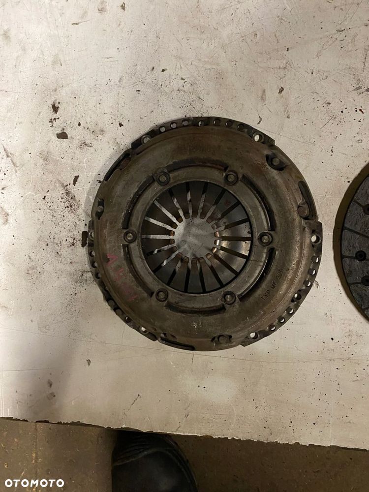 Sprzęgło kompletne 1.4 tsi VW Golf VI - 3