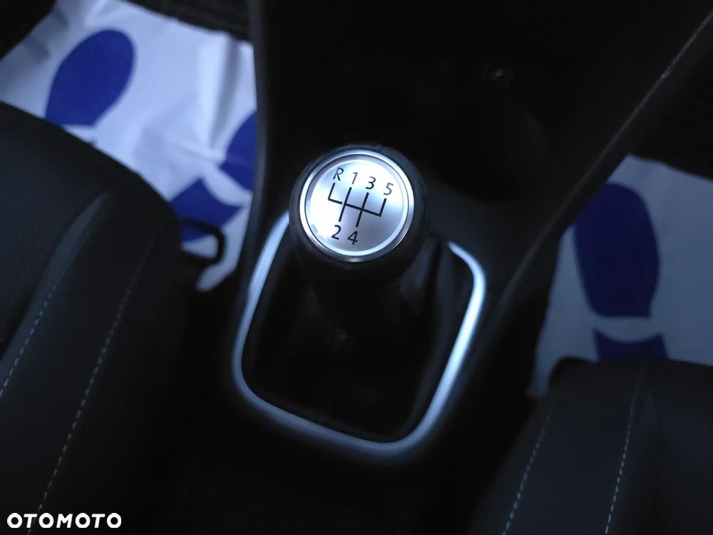 Volkswagen Polo 1.4 Team - 34
