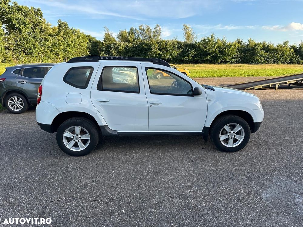 Dacia Duster 1.2 TCe 4x2 Laureate - 4