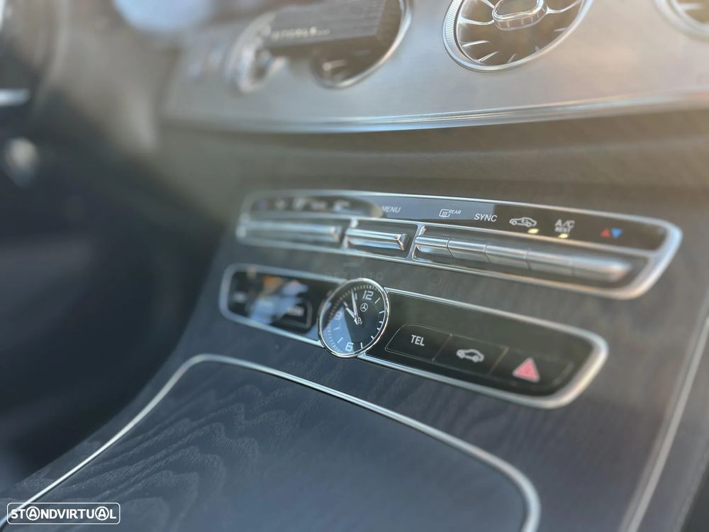 Mercedes-Benz E 300 AMG Line - 10