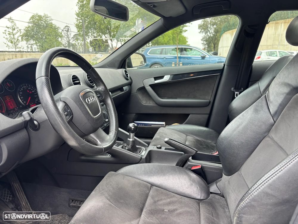 Audi A3 Sportback 1.6 FSi - 7