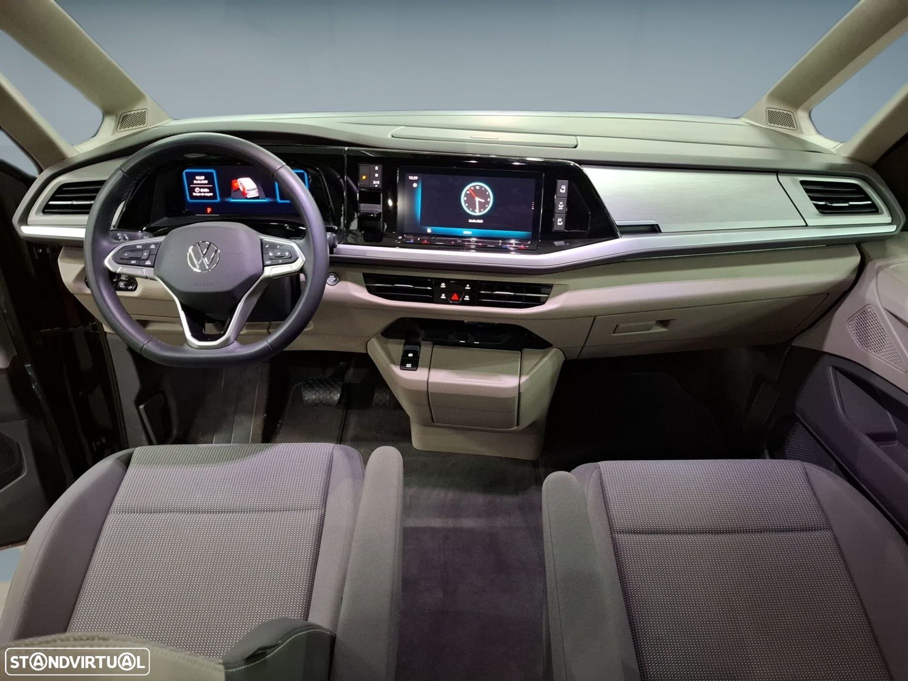 VW Multivan 1.5 TSI e-Hybrid Life DSG - 12