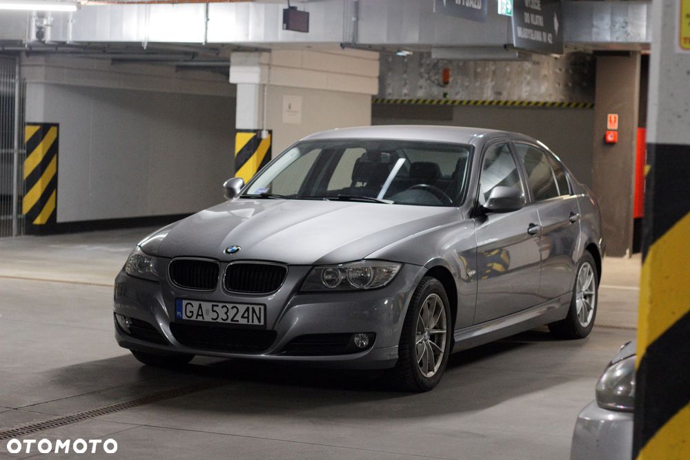 BMW Seria 3 318i Edition Lifestyle - 4
